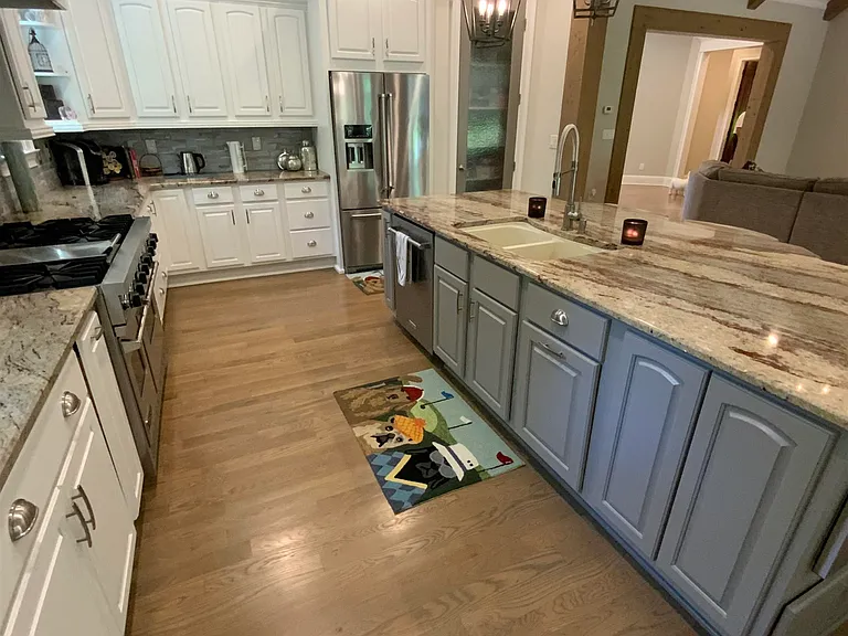 1020 Centennial Post — Photo 5