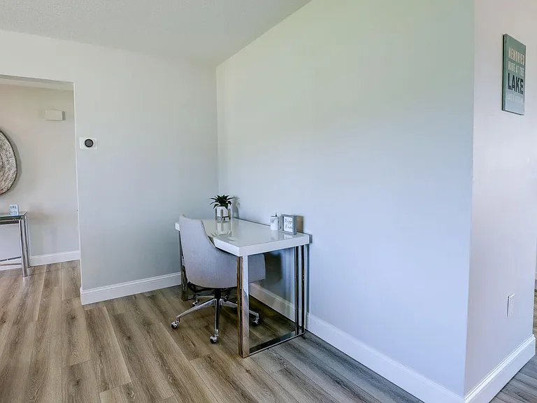 15909 Candle Dr — Photo 12