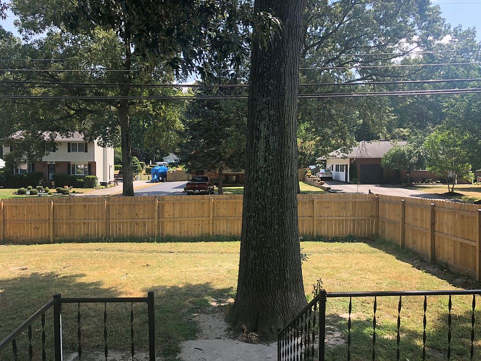 1st image of 7733 Ford Dr