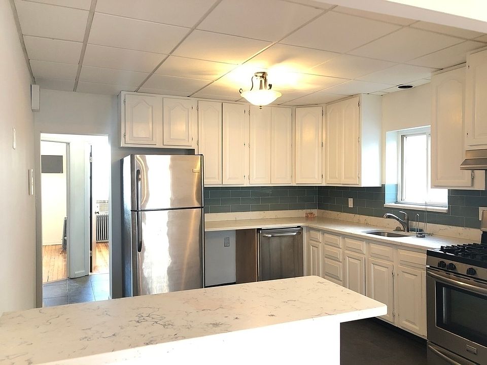 1st image of 21-72 33rd St #3T