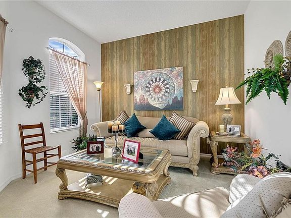 4th image of 5004 Sawgrass Lake Cir