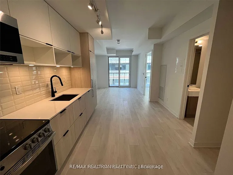 35 Rolling Mills Rd #N425 — Photo 2