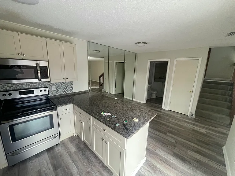 5881 SE Windsong Ln — Photo 6