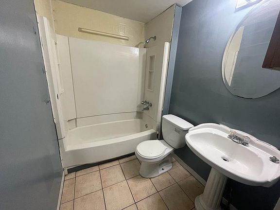 5th image of 3165 W 97th St #1