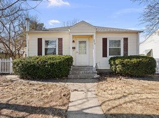 2618 Esplanade Ave, Davenport, IA 52803