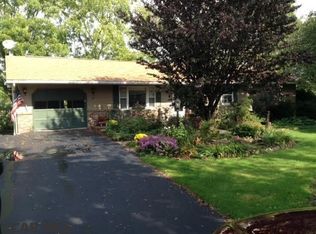 20 Holly Cir, State College, PA 16801