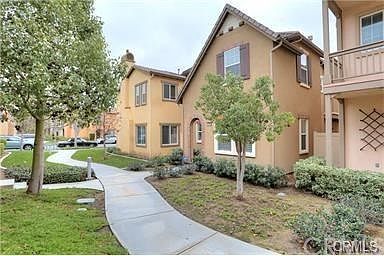 1st image of 15946 Begonia Ave