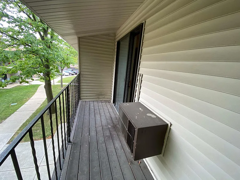 1453 S Carriage Ln — Photo 22