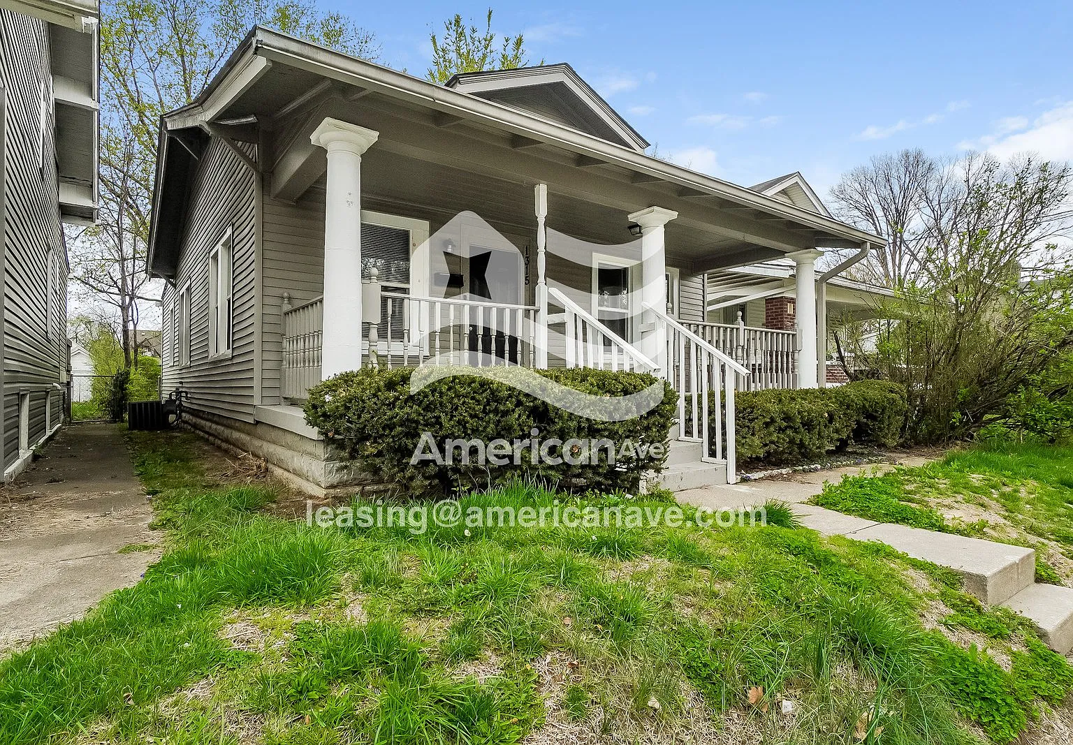 3 bed, 1.0 bath, 1003 sqft, $1,181 — Photo 2