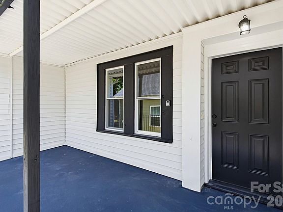 5th image of 2622 Hemphill St