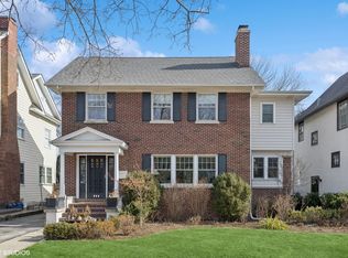 314 17th St, Wilmette, IL 60091