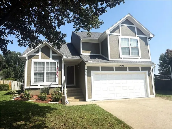944 N Pine St, Olathe, KS 66061