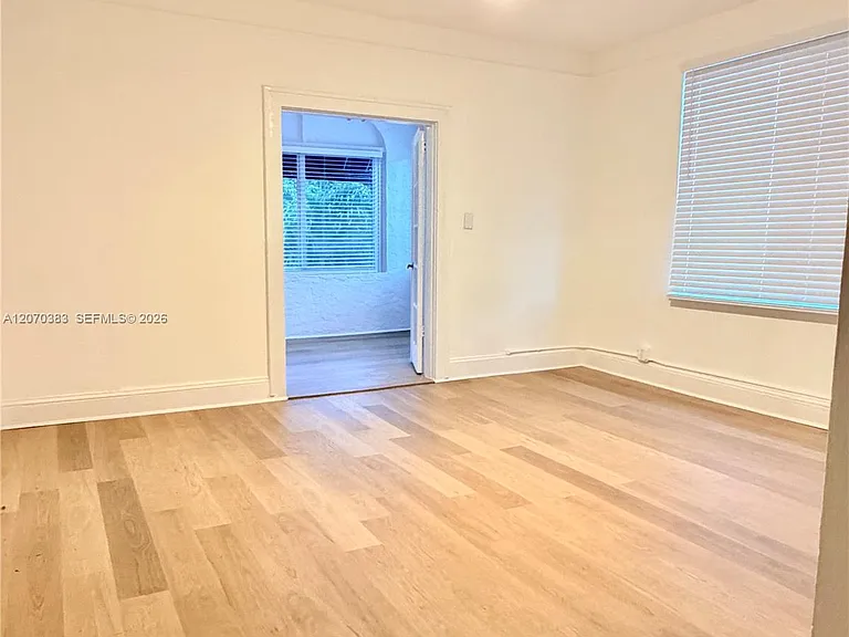 3433 Garden Ave #10 — Photo 3