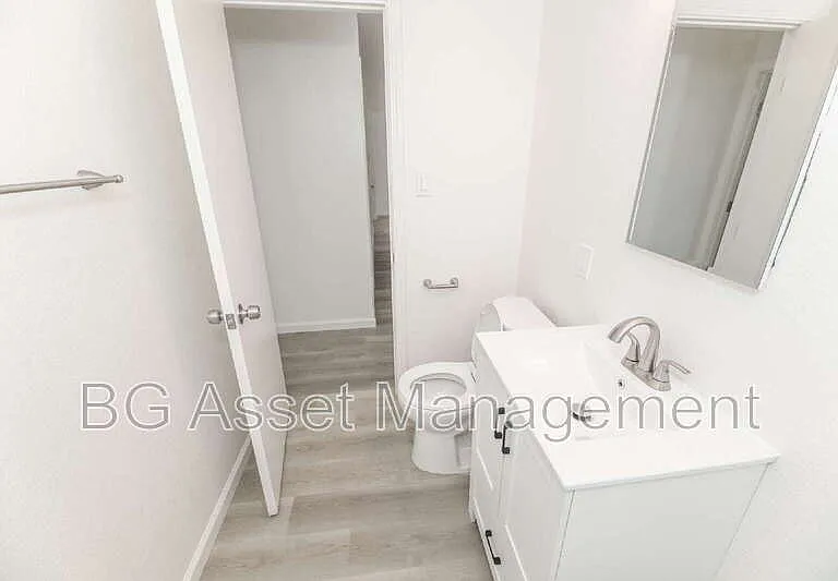 2030 Stanton Ave #1 — Photo 16