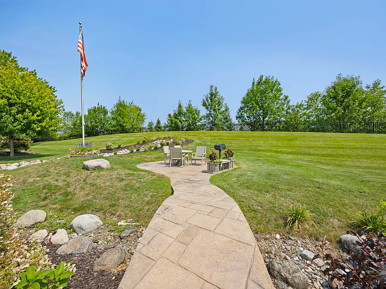 3420 Golfview Dr #123 — Photo 47