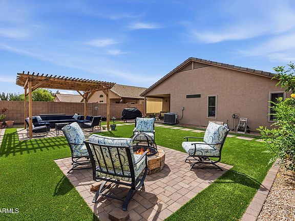 5th image of 42586 W Michaels Drive