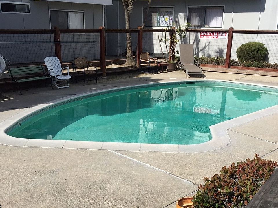 1st image of 1945 42nd Ave APT 34