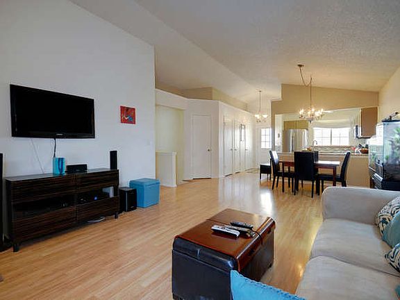 5th image of 4742 N Malaya St