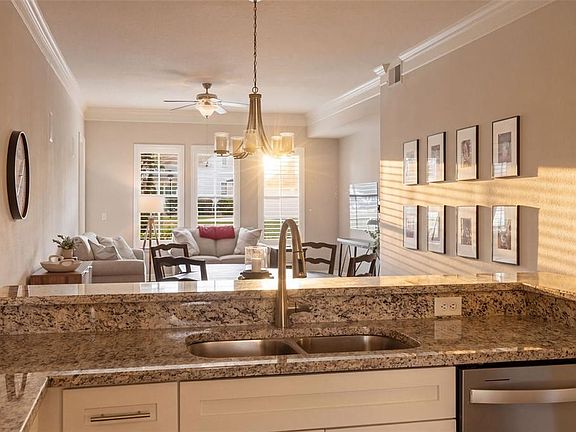 5th image of 506 Mirasol Cir APT 102