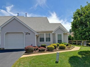 276 Lilac Ln, Freehold, NJ 07728