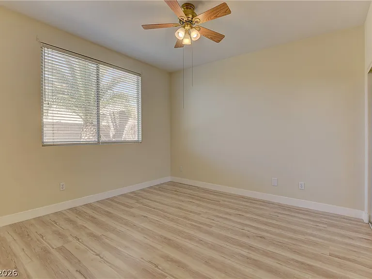 10517 Pergola Peak Ave — Photo 12