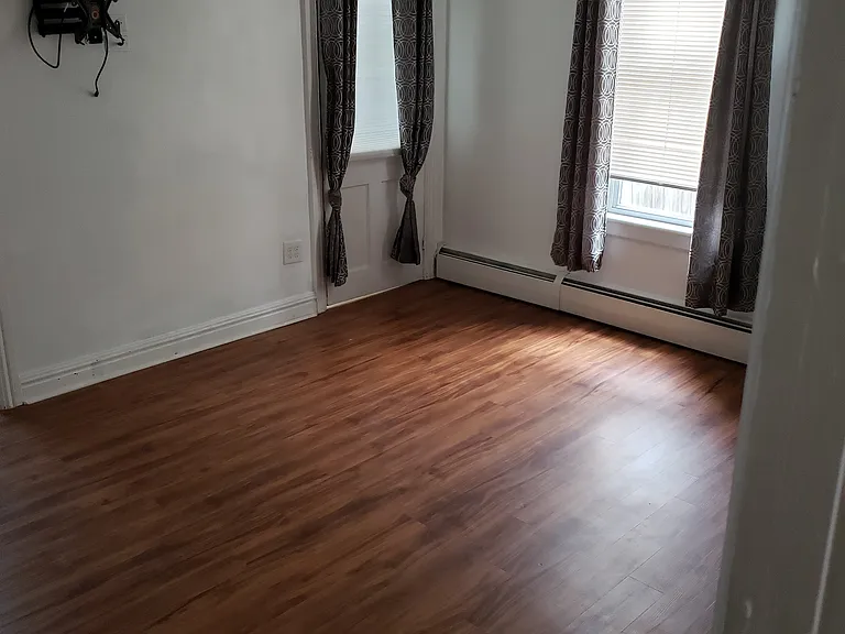 610 N Railroad St #A — Photo 11