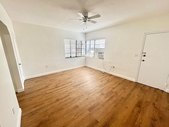 2nd image of 1125 SW 5th St