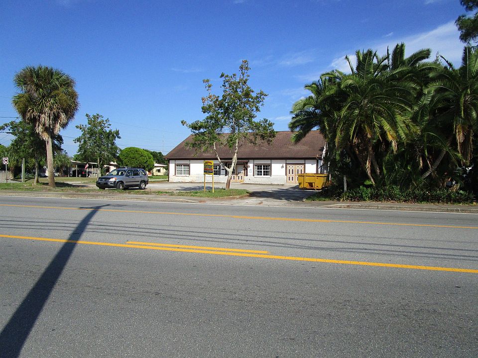 1st image of 2855 S Hopkins Ave