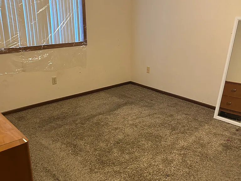 4825 Woodland Ave #5 — Photo 7