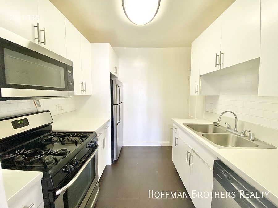 1st image of 485 S Roxbury Dr #481A