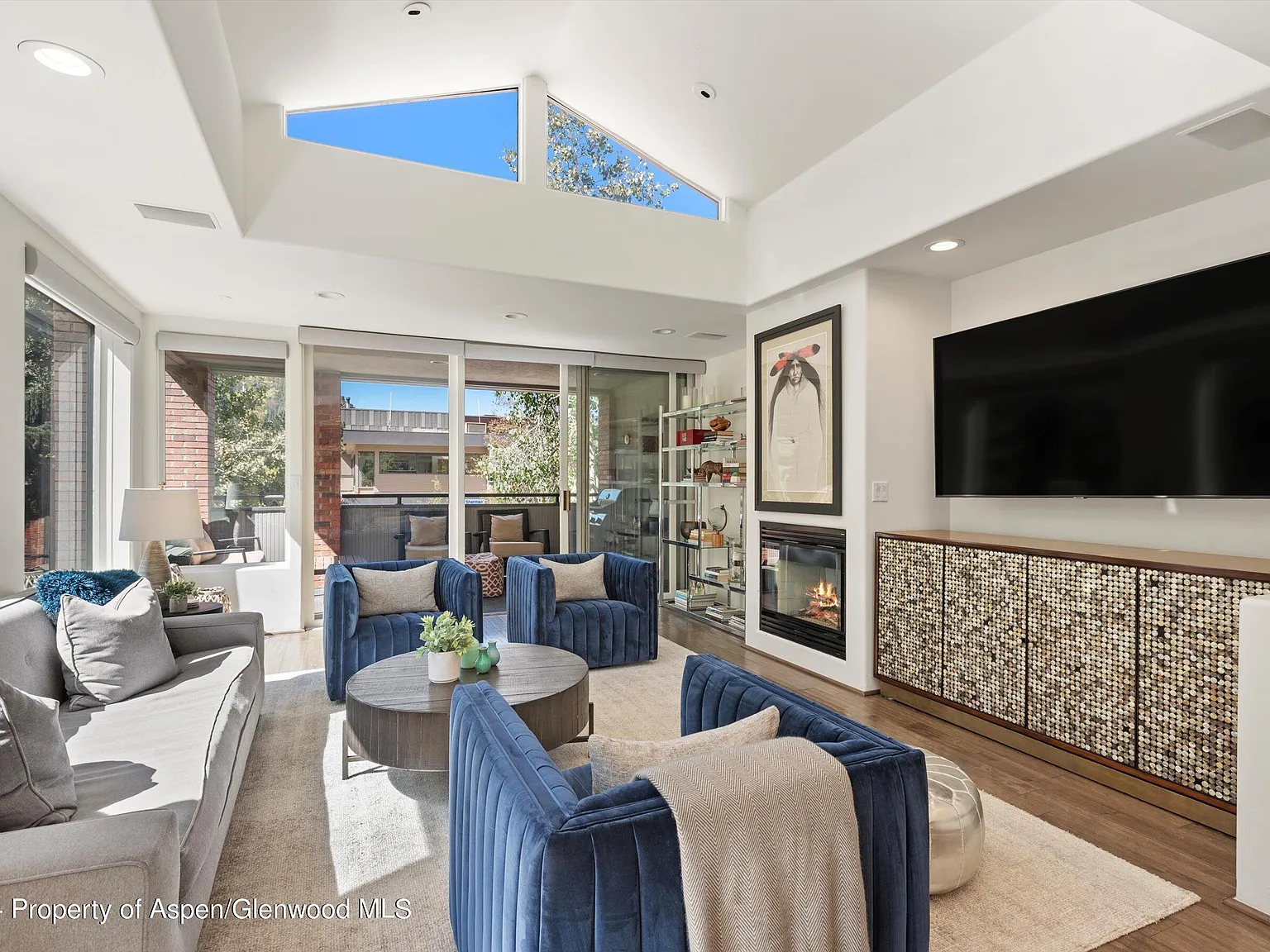 3 bed, 1832 sqft, $50,000 — Photo 2