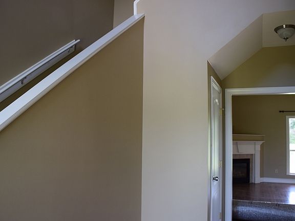 4th image of 123 Longhorn Dr