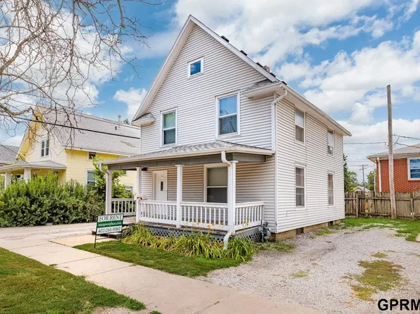 1325 S 13th St, Lincoln, NE 68502