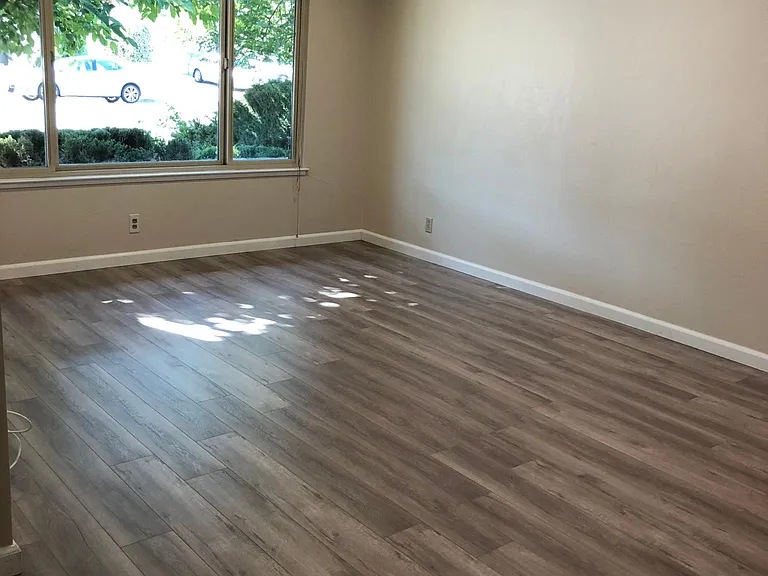 5828 Chesbro Ave — Photo 3