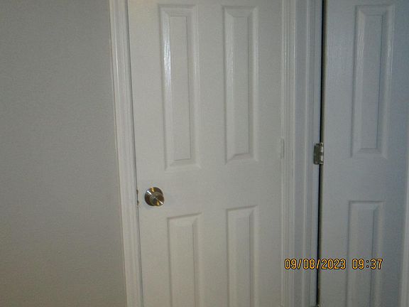 5th image of 5019 Avenue M #2