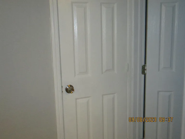 5019 Avenue M #2 — Photo 5