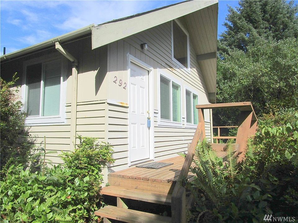 1st image of 292 Calawah St SW