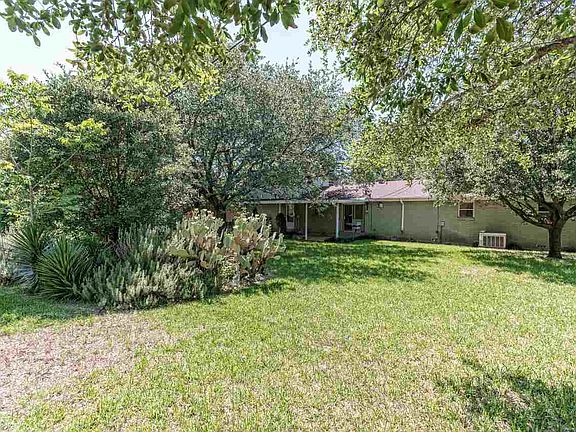 4th image of 1106 W 3 A St