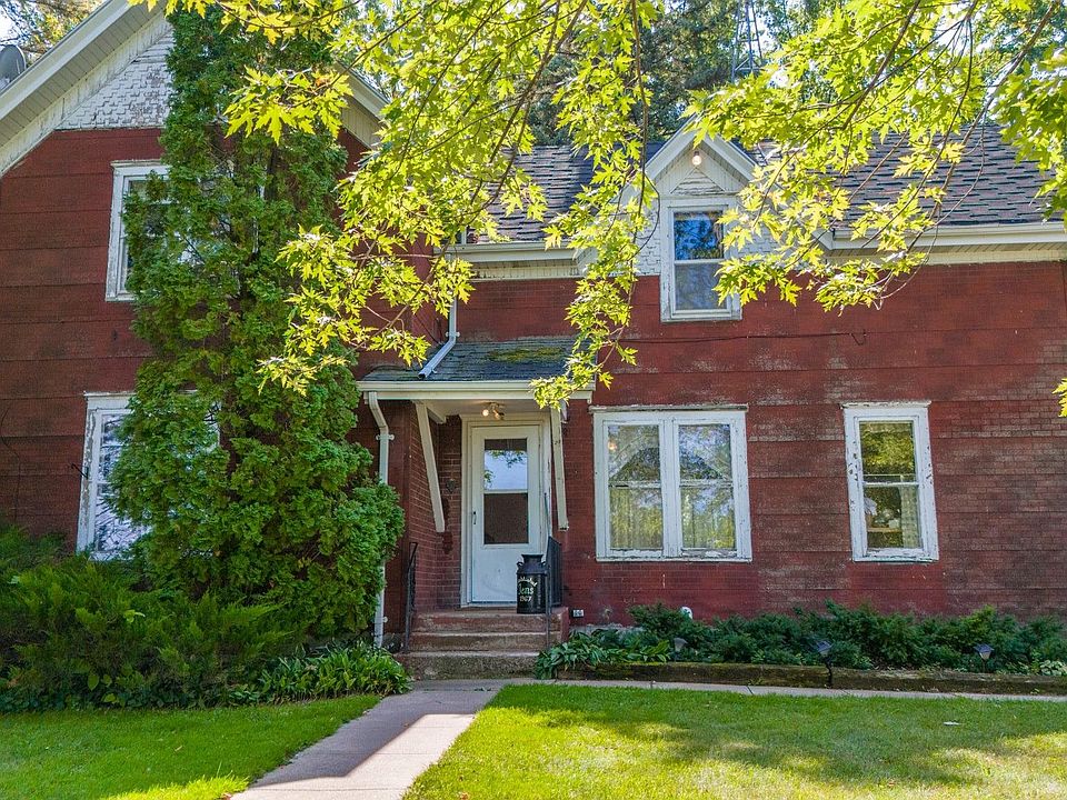 W5911 Forest Rd, Black Creek, WI 54106 MLS 50281196 Zillow