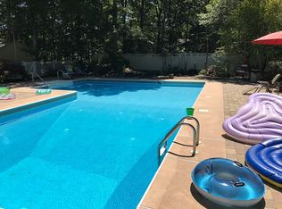 8 Grover Ct, Jackson, NJ 08527