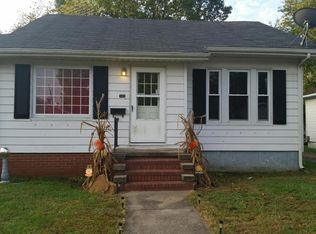 105 Ogara St, Harrisburg, IL 62946