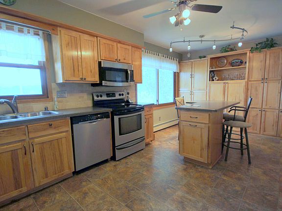 2nd image of 19603 Cozy Point Dr