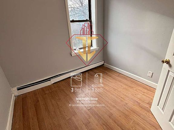 3rd image of 9 Grant Ave #L1