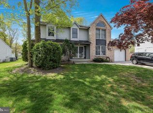 7 York Ct, Sicklerville, NJ 08081