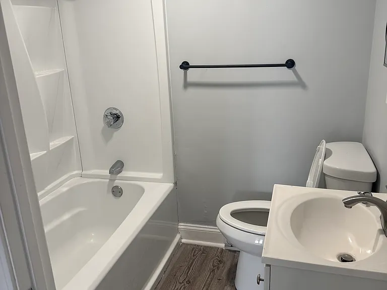 1269 Broad St #3 — Photo 8