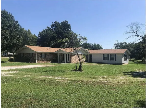 19240 County Road 3560, Ada, OK 74820