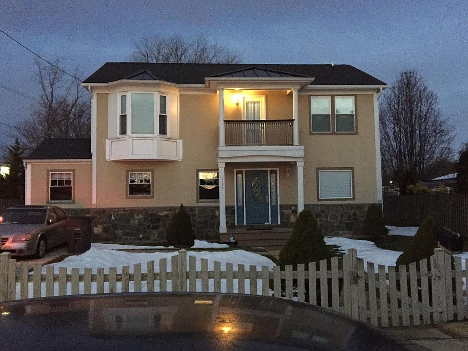1st image of 5534 Burgundy Pl