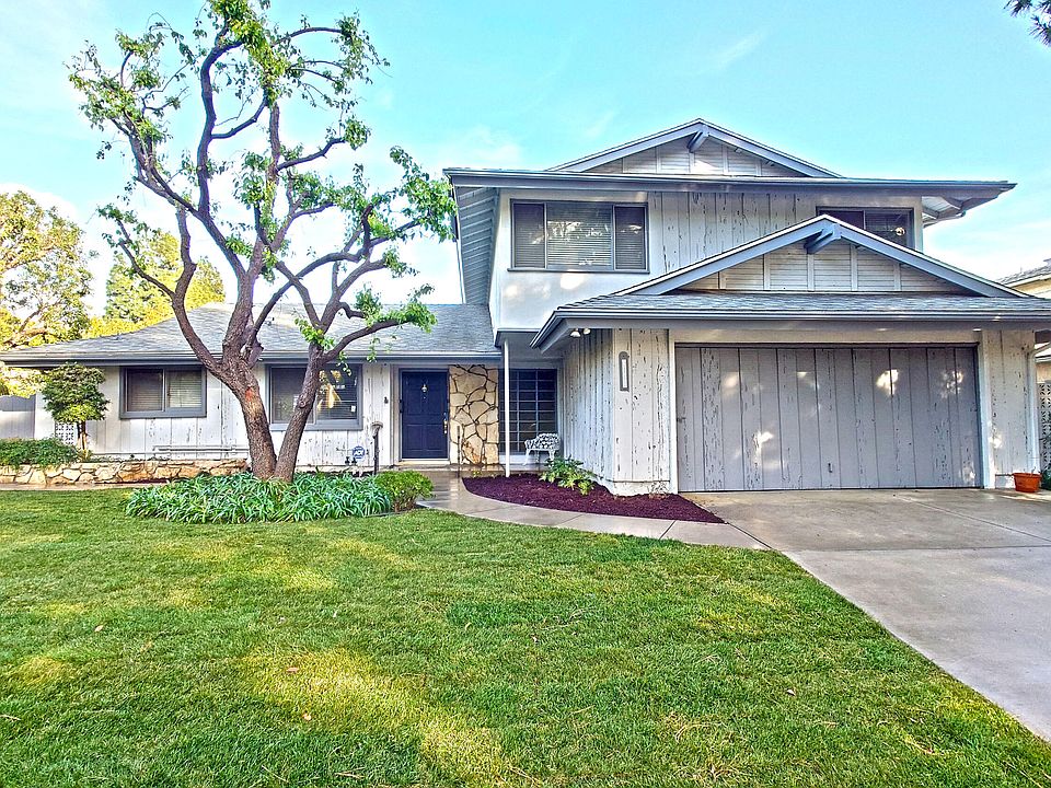 1st image of 10900 Des Moines Ave