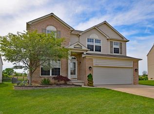 9312 Saybrook Dr, North Ridgeville, OH 44039