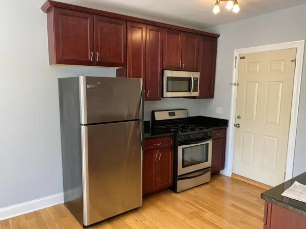 2901 N Kolmar Ave #1, Chicago, IL 60641